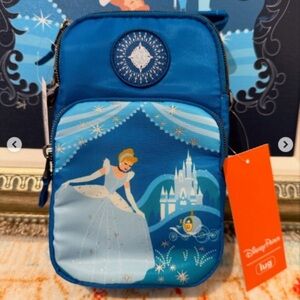 lug Disney Princess Cinderella Blue Crossbody Bag